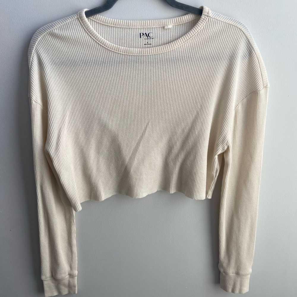PacSun Cream Long Sleeve Crop Sweatshirt